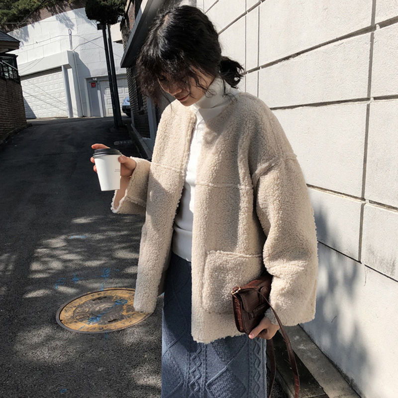 Women's thickened lamb wool coat - Image 4